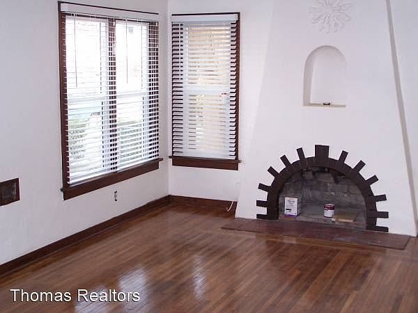 1st image of 4439 32nd St