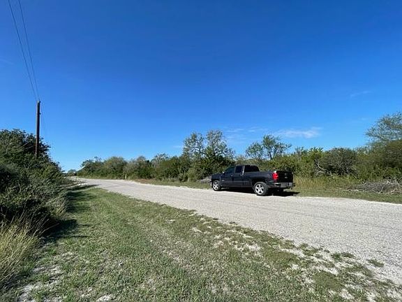 4th image of 4856 Leslie Ln