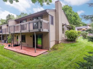 4320 Arden View Ct, Arden Hills, MN 55112