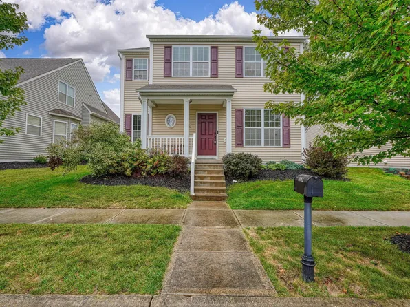 6082 Foxmeadow Dr, Westerville, OH 43081