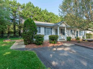 1720 18th Ave NE, Hickory, NC 28601