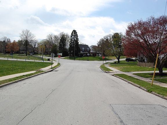 5th image of 4905 Marvine Ave