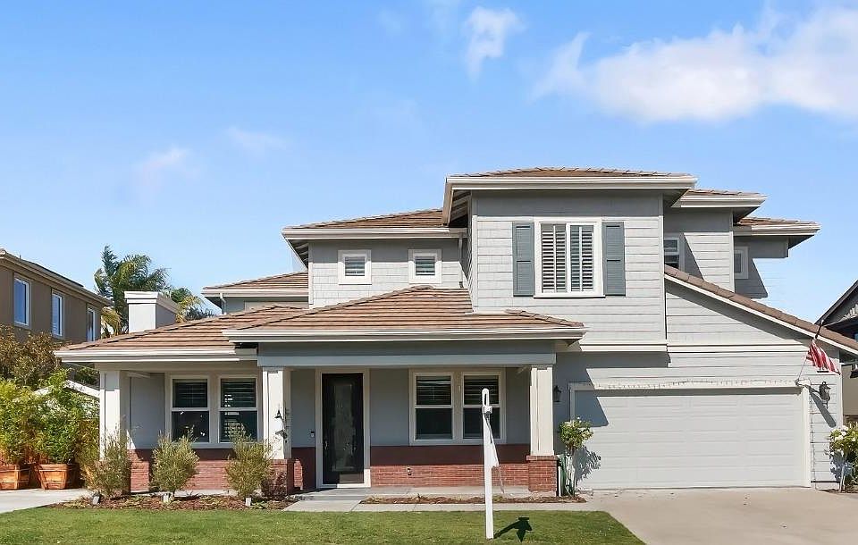 1st image of 664 McAllister Dr