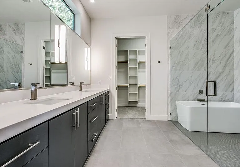 4633 Manett St — Photo 11