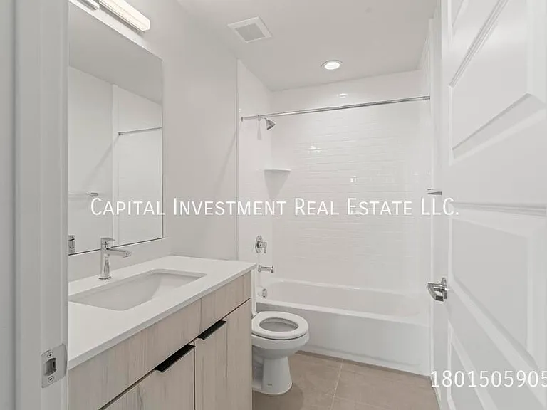 1689 S West Temple St #102 — Photo 14