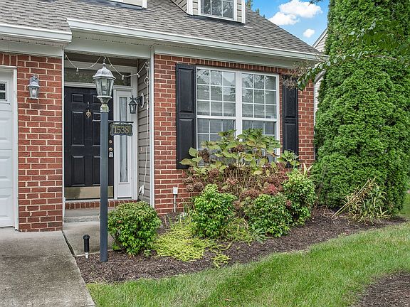 3rd image of 1538 Providence Knoll Dr