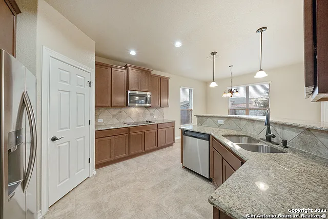9839 Bricewood Cv — Photo 12