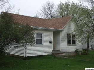 412 Kossuth Ave, Marshall, MN 56258