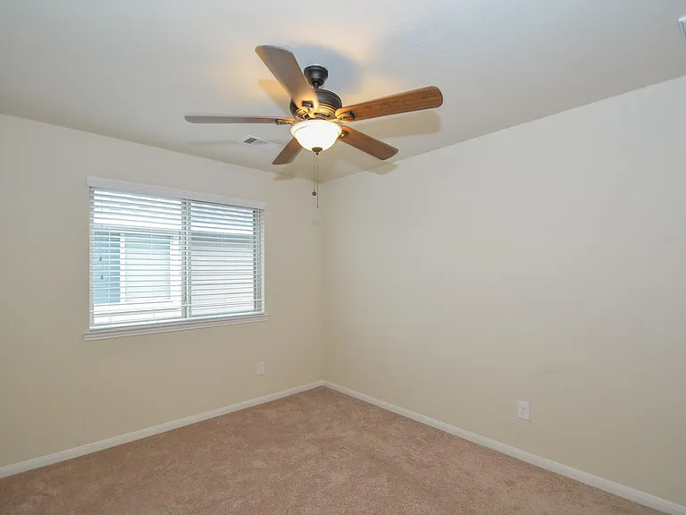 20215 Stonebridge Terrace Dr — Photo 27