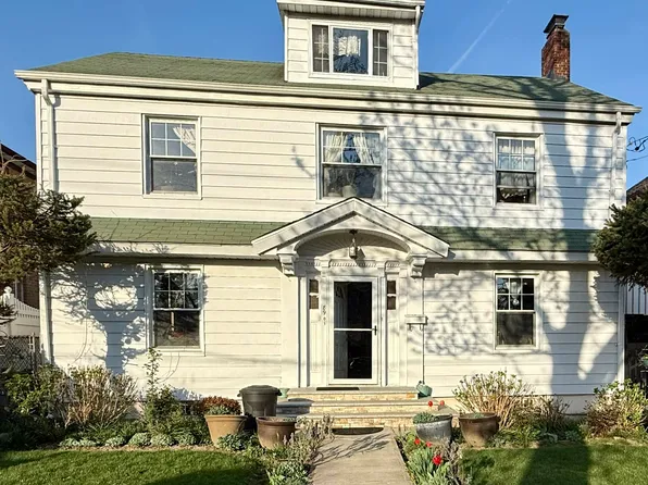 89-01 191st Street image 1 of 14