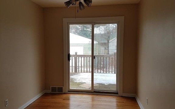 4th image of 1607 Paradise Blvd