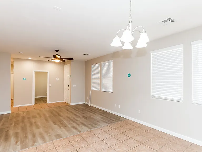 11065 Romola St — Photo 7