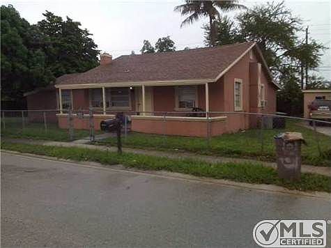 2nd image of 2914 Oswego Ave