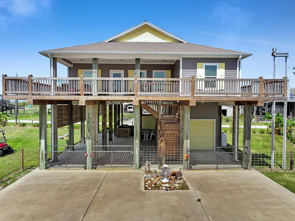 2429 Sand Crab Ln, Crystal Beach, TX 77650