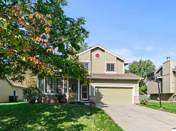 11004 S 18th St, Bellevue, NE 68123
