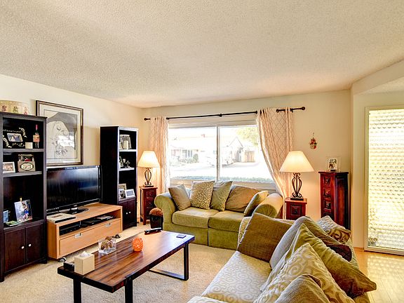 4th image of 1112 Nordman Dr