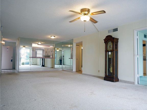 4th image of 7645 Sun Island Dr S APT 108