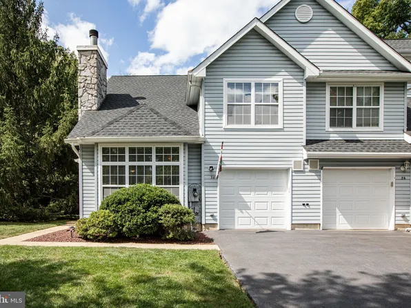 38 Haymarket Ct, East Windsor, NJ 08512