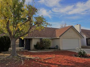 1926 Simsburry St, Palmdale, CA 93550