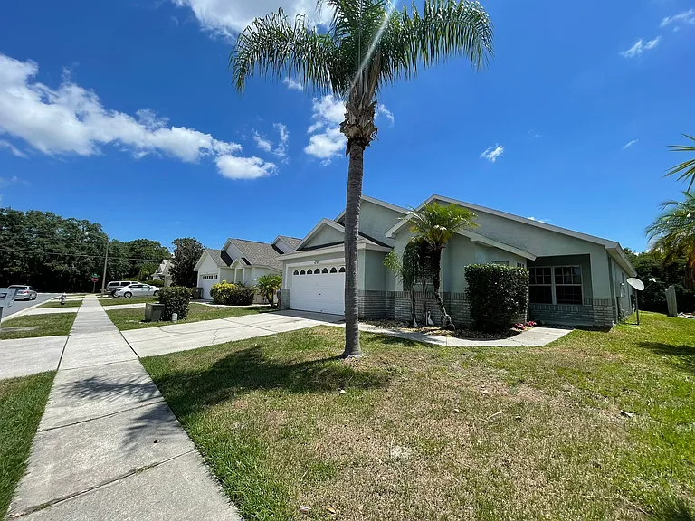 4718 Prairie Point Blvd — Photo 3