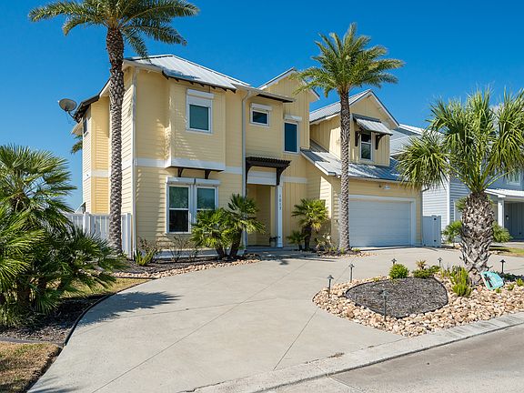 3rd image of 1017 N Isle Dr