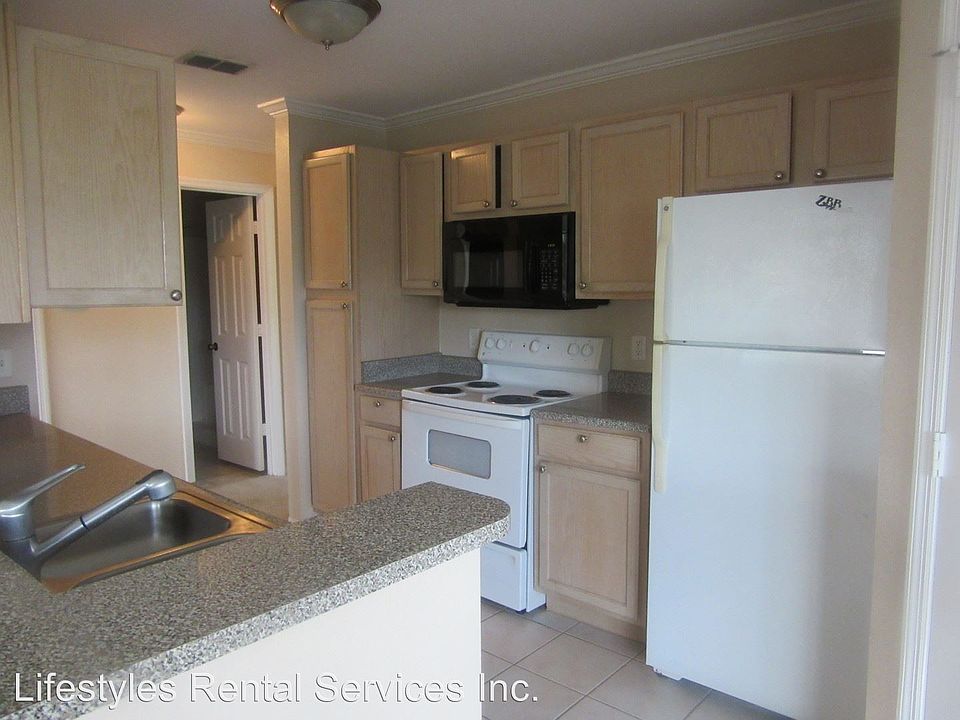 1st image of 7800 Point Meadows Dr APT 538