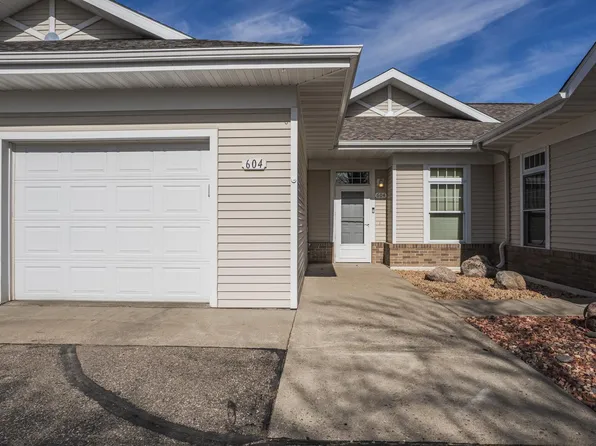 604 N Shore Dr, Detroit Lakes, MN 56501