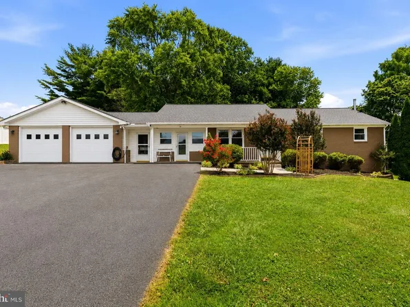 2515 Bird View Rd, Westminster, MD 21157