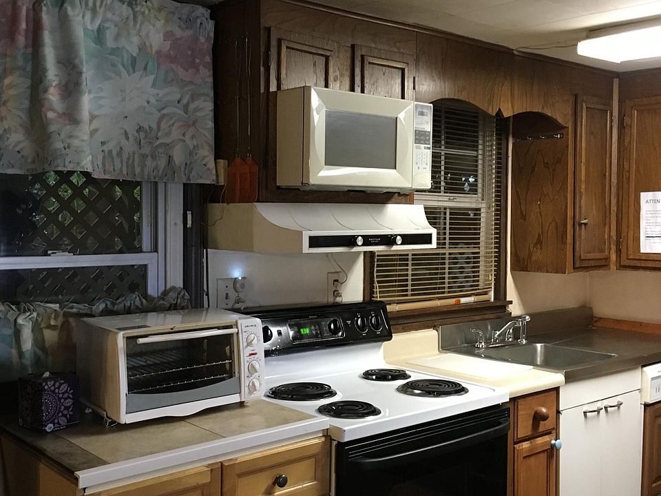Toaster oven included