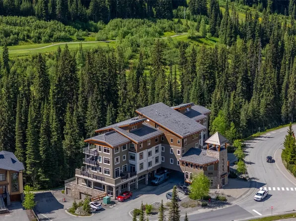 3270 Village Way #304, Sun Peaks Mountain, BC V0E 5N0