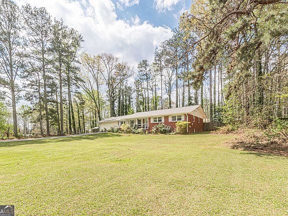 3rd image of 3985 Stonewall Tell Rd