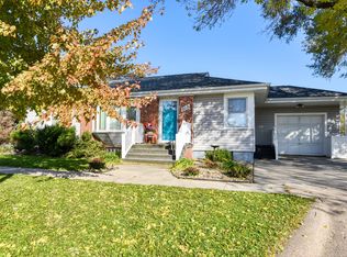 619 N 30th St, Council Bluffs, IA 51501
