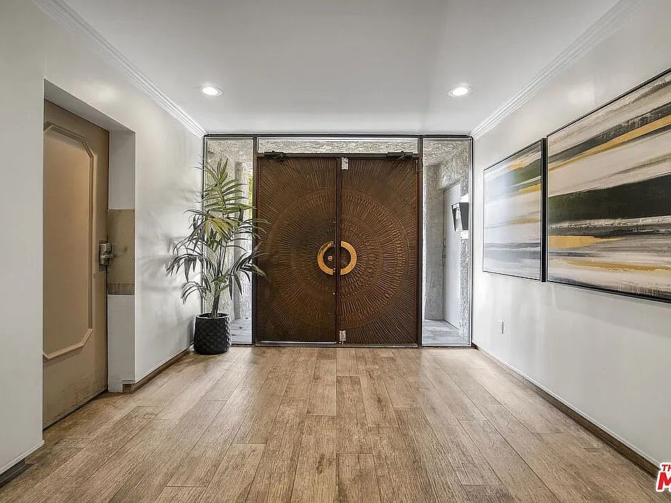 1st image of 166 S Hayworth Ave APT 201