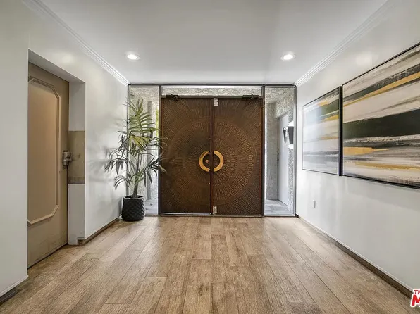 166 S Hayworth Ave APT 201, Los Angeles, CA 90048
