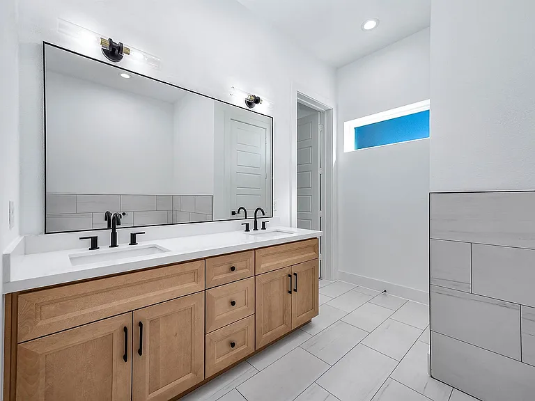 3411 McGowen St — Photo 25