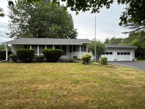 85 Lalanne Rd, Rochester, NY 14623