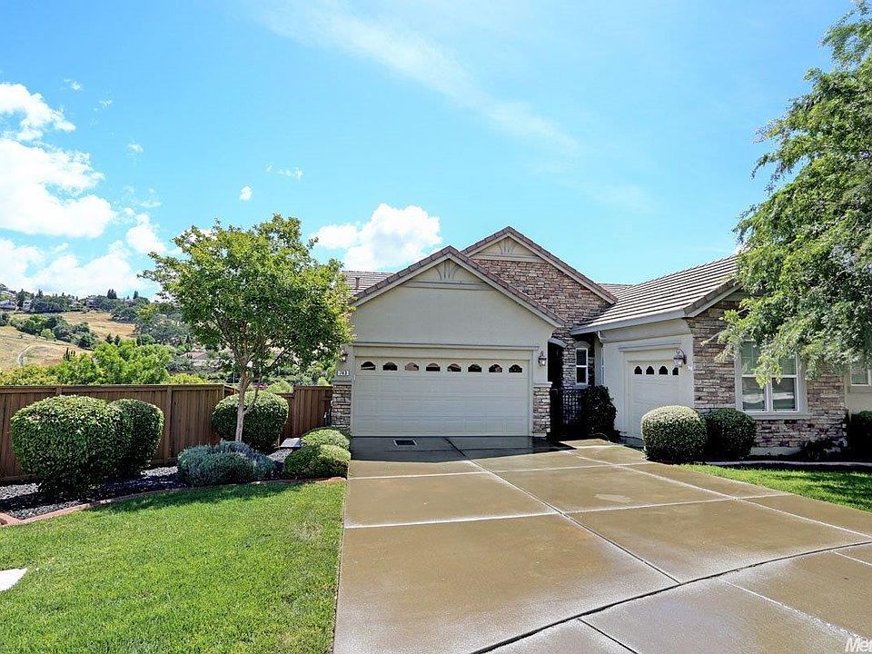 1st image of 743 Lefevre Ct
