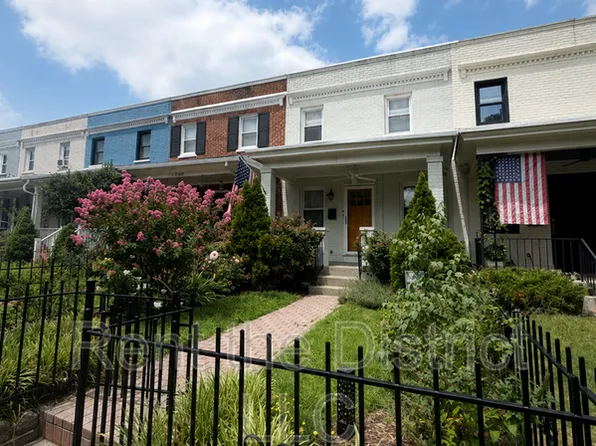 1910 D St NE, Washington, DC 20002