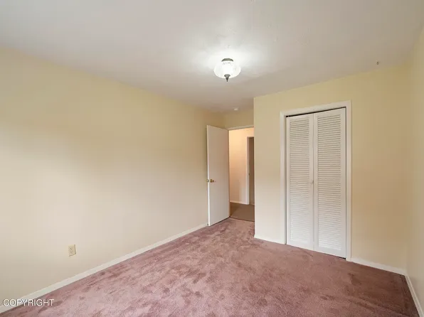 1751 Baranof Ave #1, Homer, AK 99603