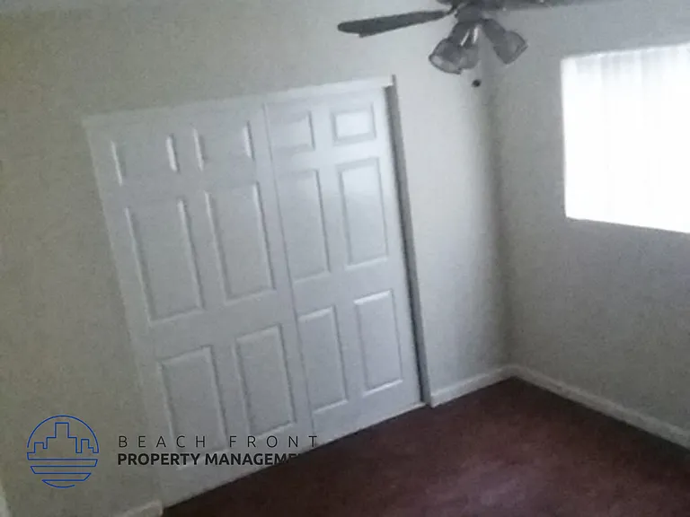 924 Larch St — Photo 6