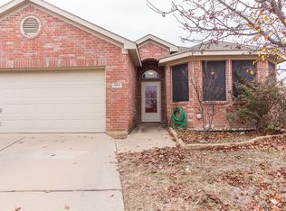 4704 Waterhill Ct, Fort Worth, TX 76179