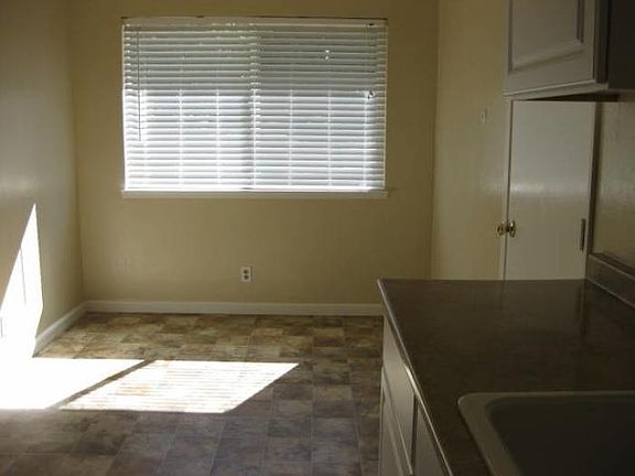 3rd image of 861 Senior Way