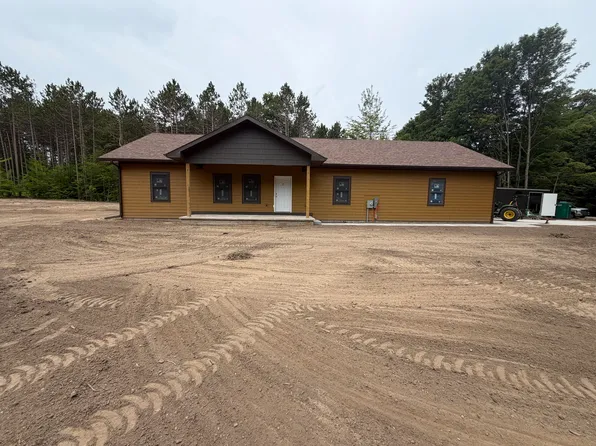5147 W Golf Haven Dr NE, Kalkaska, MI 49646