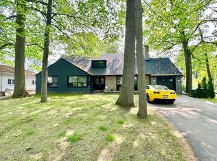 47 Bayview Wood, Toronto, ON M4N 1R9