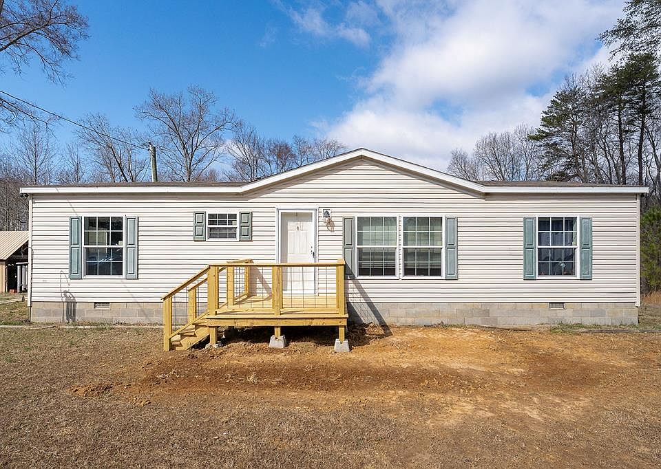 1st image of 582 Doug Luna Rd