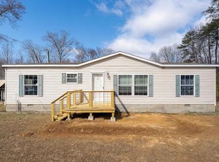 582 Doug Luna Rd, Walling, TN 38587
