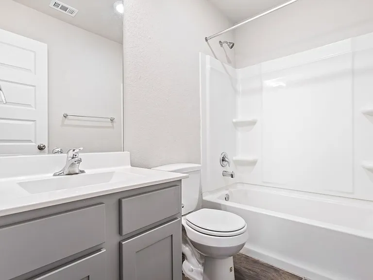 2432 Ayers Dr — Photo 22