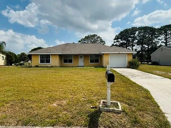 288 SW Bridgeport Drive, Port St Lucie, FL 34953