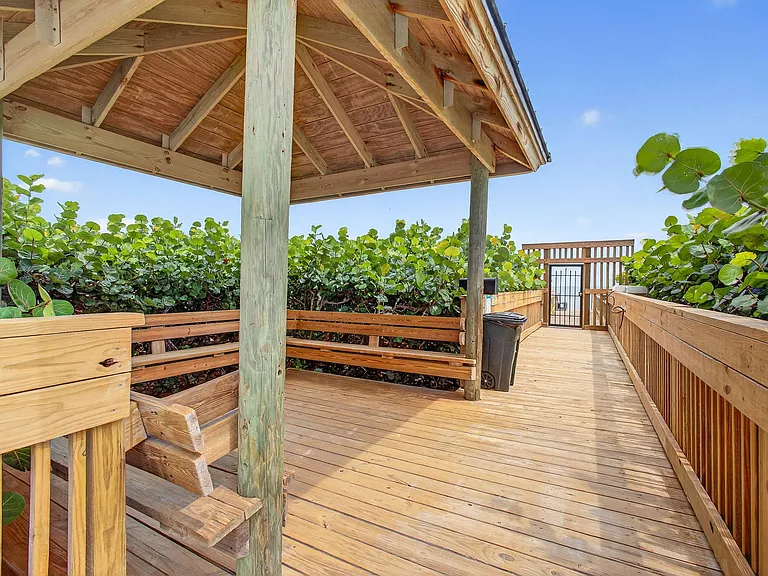 9650 S Ocean Dr #302 — Photo 33