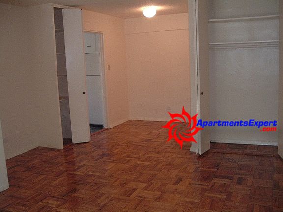 3rd image of 14227 Barclay Ave APT 108